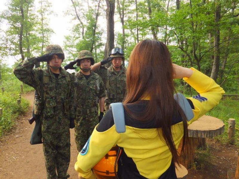 防衛隊員募集