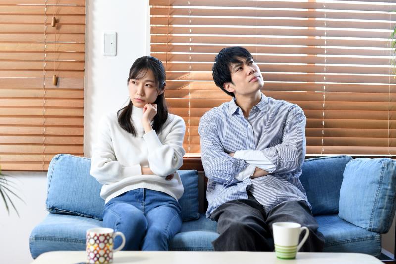 借金返済のために自宅を売る夫役 / SNS動画広告に出演いただける俳優様を募集