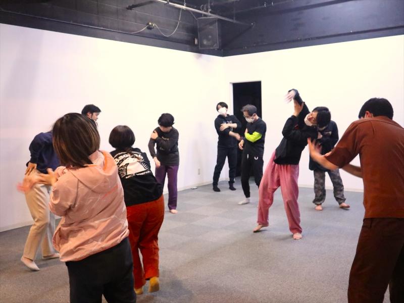 『演劇の手前／ダンスの手前 ／音楽の手前 オープンワークショップ２０２４』