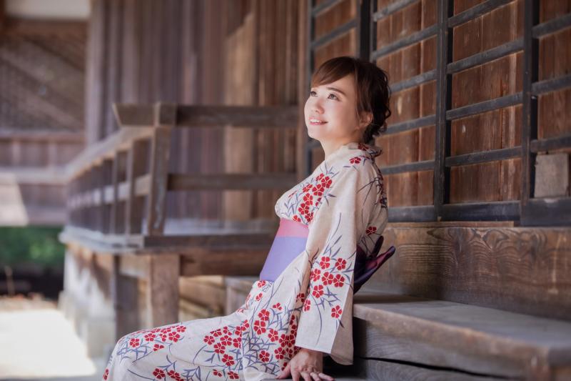 ＊＊締め切らせていただきました＊＊【女性一名】【4月末撮影】着物の似合う方募集！静かめのナレーションも有り