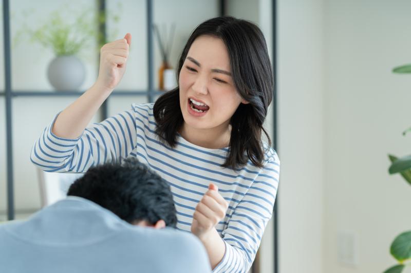【応募者多数のため募集終了しました！】督促状を見つけて彼氏の借金を知ってしまった女性役【動画ショート広告ご出演/継続あり】