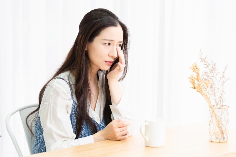 「退職代行を使いたいたいけど貯金もないので迷う女性役」を募集します！ / SNS動画広告のキャスト募集