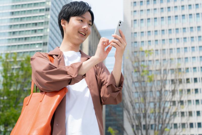 【最強の裏方になりたい人！！】ショート動画のディレクターカメラマンを募集します（未経験可/スマホで撮影）