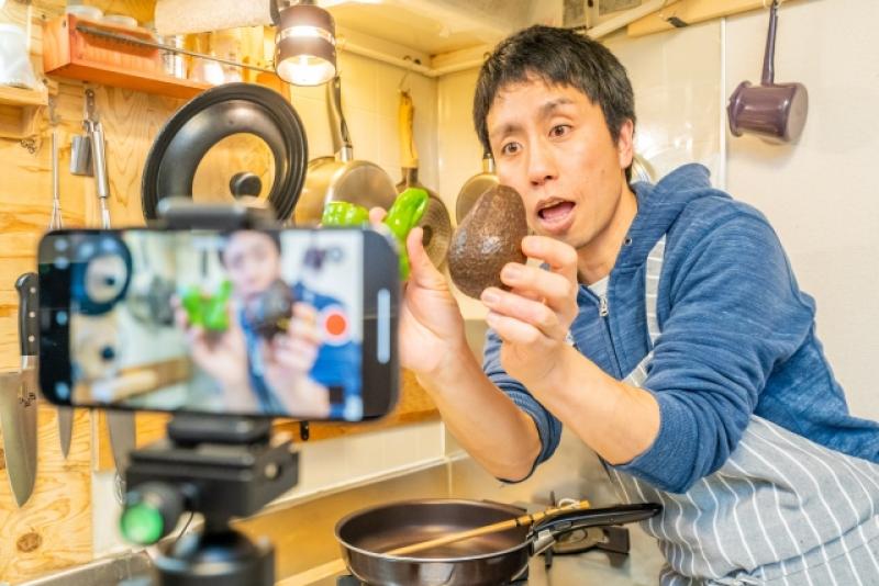 最強の裏方になりたい人！！ショート動画の撮影〜編集まで可能な方を募集！