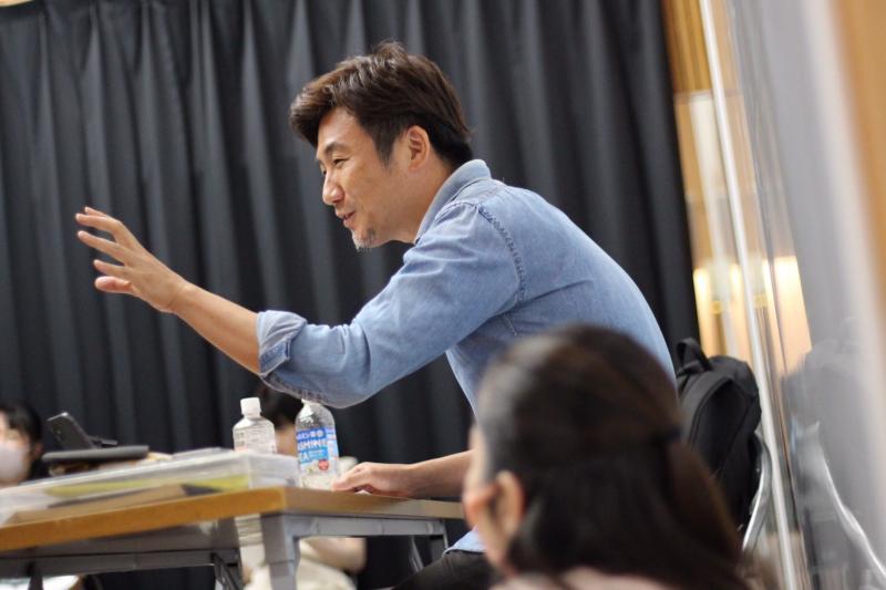 拡散希望、役者、俳優の演技の勉強に。スカレッティーナ演劇研究所、Due 、La scala、ortensia、劇団 月とスカレッタなど様々なユニットと劇団をプロデュースし「役者を食べさせていくための技術」を伝授する小西優司のワークショップ‼︎ サブ画像