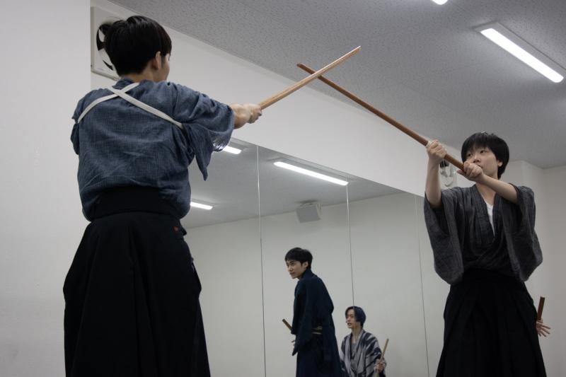 殺陣やアクションを学びたい方へ！初心者大歓迎！経験者も来てくだされば、バリバリ動き一緒に汗を流しましょう！気軽に殺陣アクション学びたい方にオススメです！品川/蒲田/川崎近辺 サブ画像