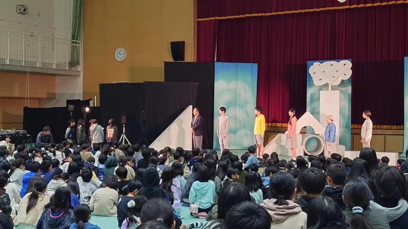 【2024年度全国巡回公演】子どもたちに笑顔を届ける！全国舞台公演役者募集！（2/29 締め切り） サブ画像
