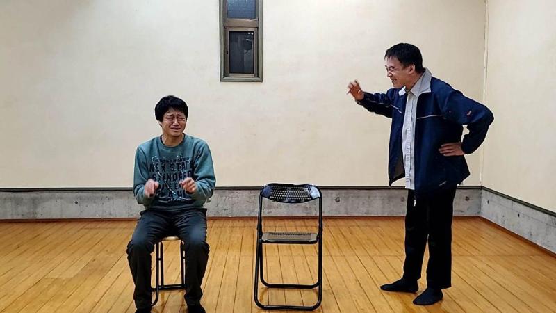 毎週水曜日、JR中野駅近辺で舞台上で本当に相手と会話するためのワークショップ開催。 サブ画像