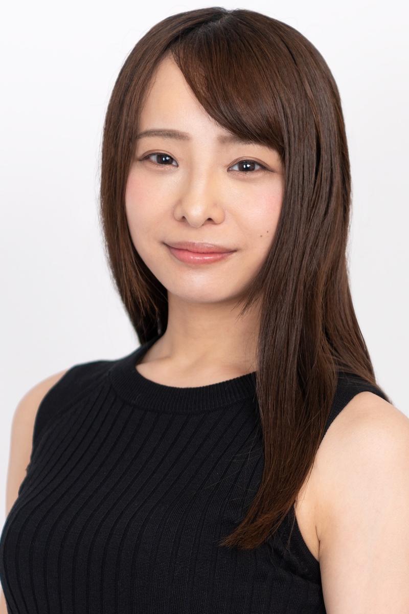 小宮まいな
