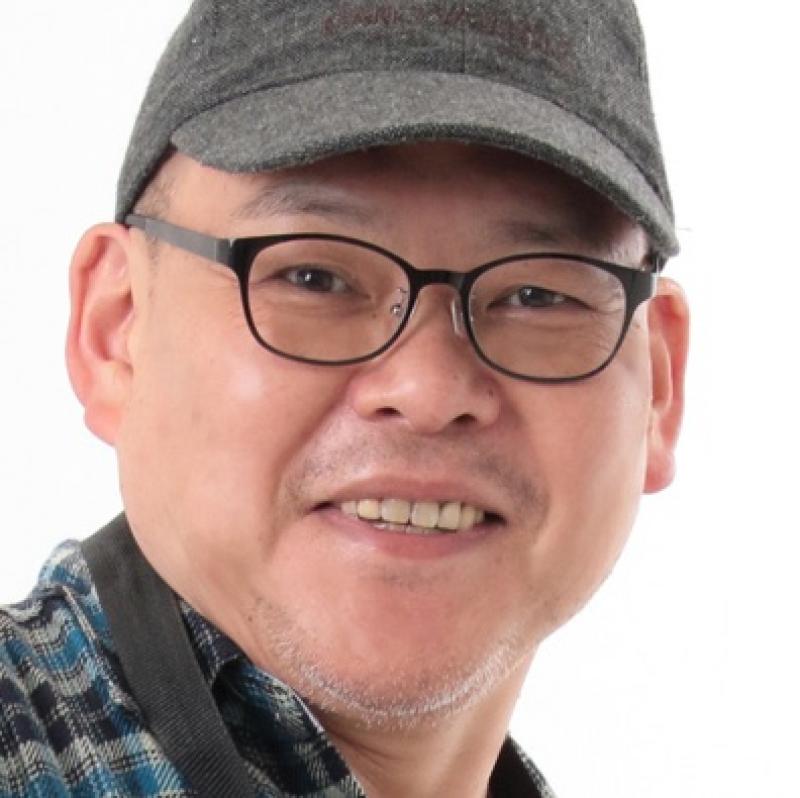 越坂康史