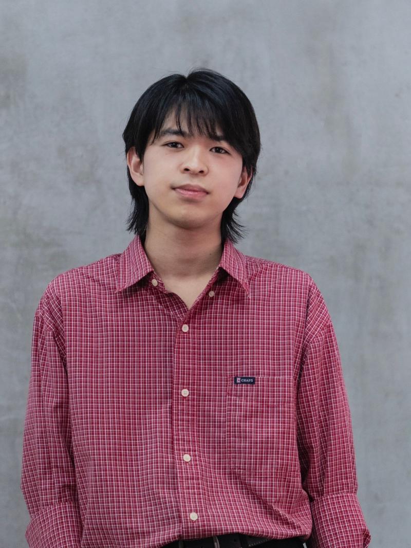 小林龍世